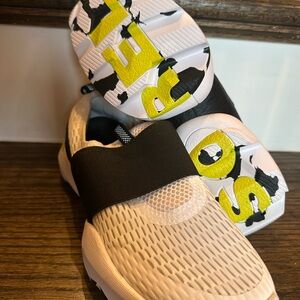 Sorel Kinetic Impact Sneaker